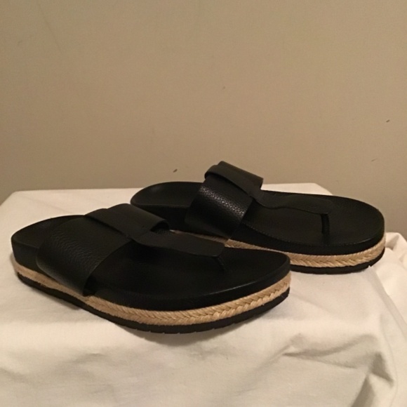 🤫VINCE, women’s size 6 medium, new condition, see pictures, - Picture 2 of 4